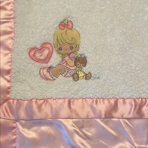 Precious Moments Pink and White Fleece and satin Blanket